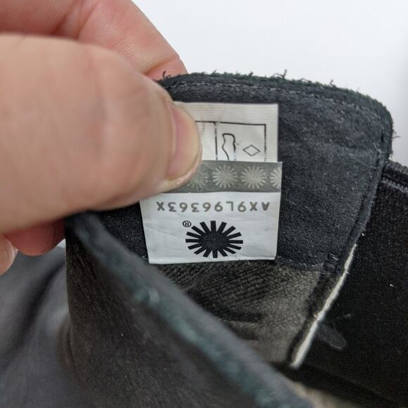 UGG Black Leather Indra Waterproof Wedge Booties Size 7 - Picture 10 of 10